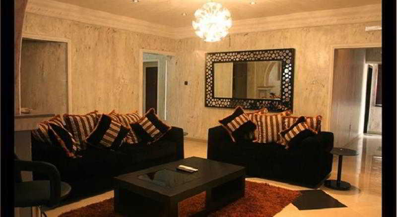 Charlies Place And Suites Lagos Exteriér fotografie